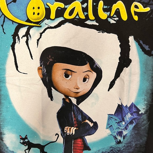 Coraline graphic tshirt - Picture 2 of 2